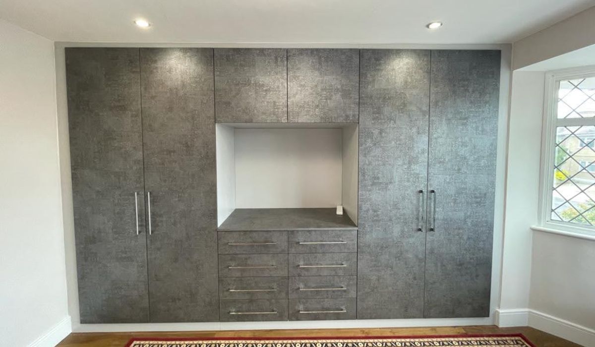 fitted-bedroom-wardrobes