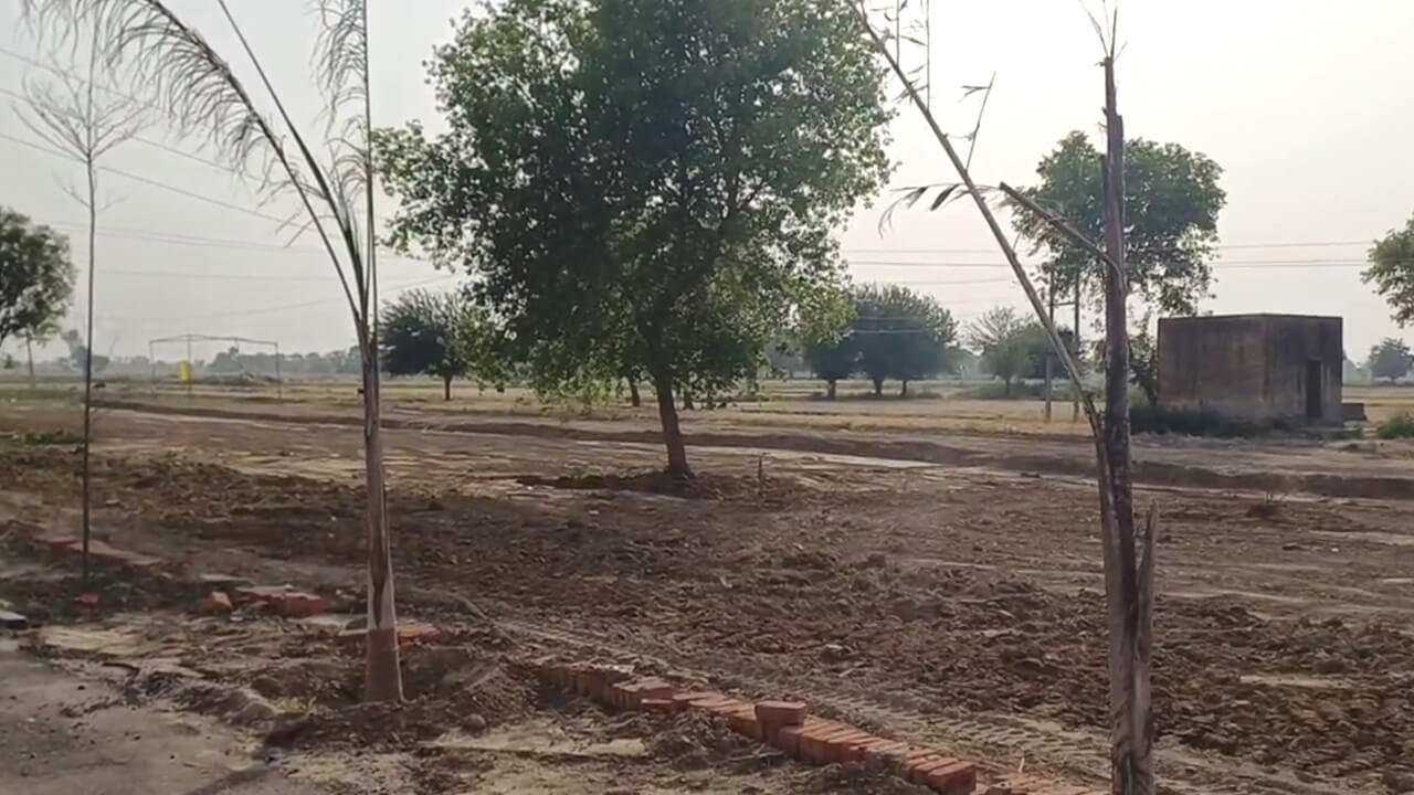 Plot Near Jewar Airport