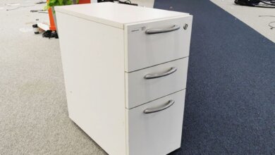 mobile pedestal