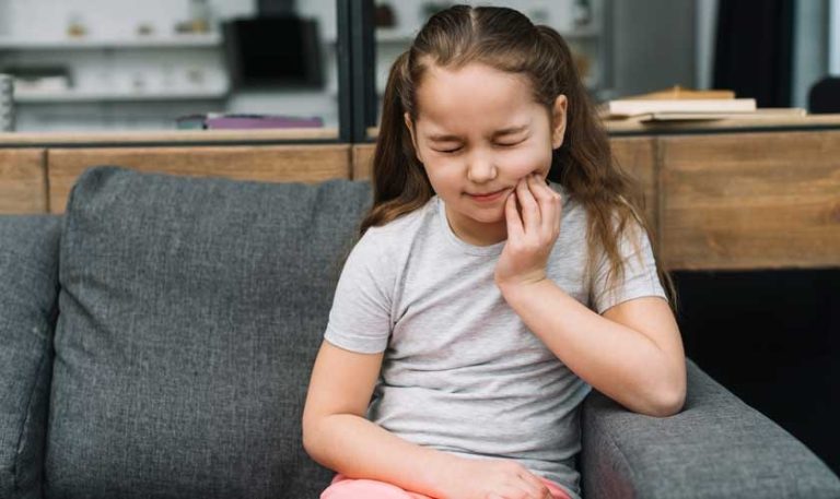 Common-Dental-Problems-In-Children-768x457