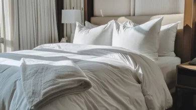 Are there regional linen preferences that influence temperature comfort in hotels?