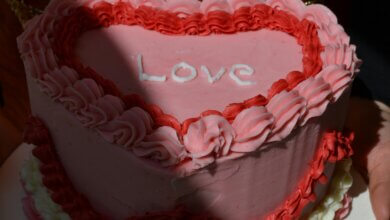 anniversary cake