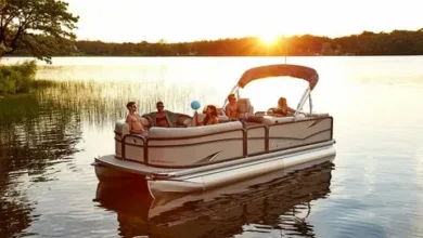 Jet Ski & Pontoon Boat Rentals in Toronto: Your Ultimate Guide