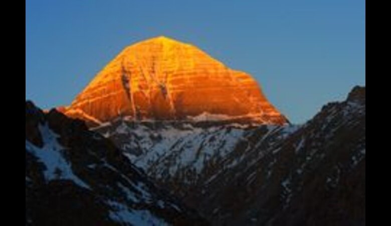 Kailash Mansarovar Yatra by Helicopter