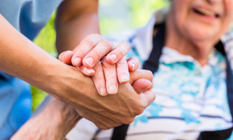 Caregiver’s Checklist Daily Tasks to Keep Your Loved One Safe