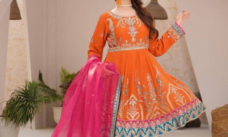 Pakistani formal outfits