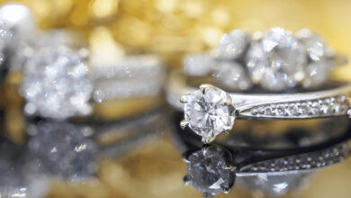 cushion cut engagement rings