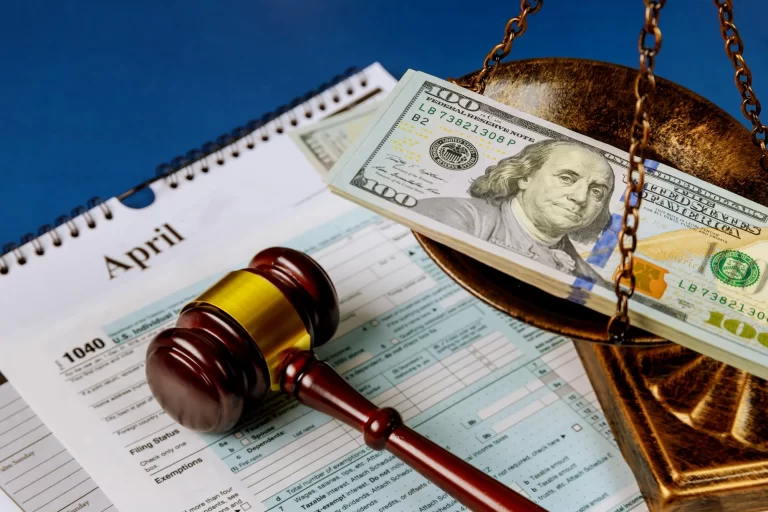 Civil & Commercial Litigation Lawyers