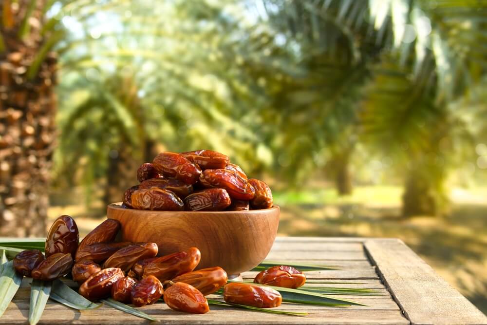 Sweet and Natural: Why Dates Are a Better Snack Option
