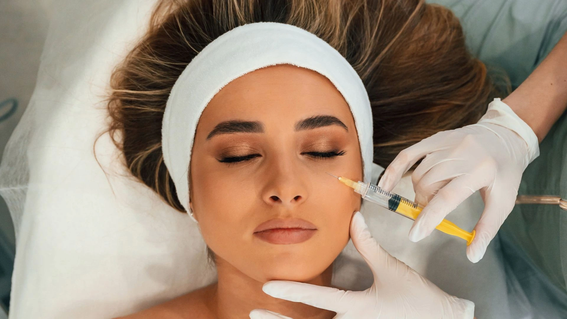 Skin Booster Injection Dubai