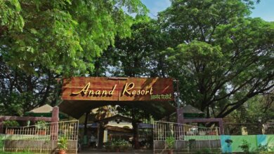 Resort with Garden and Pool Virar