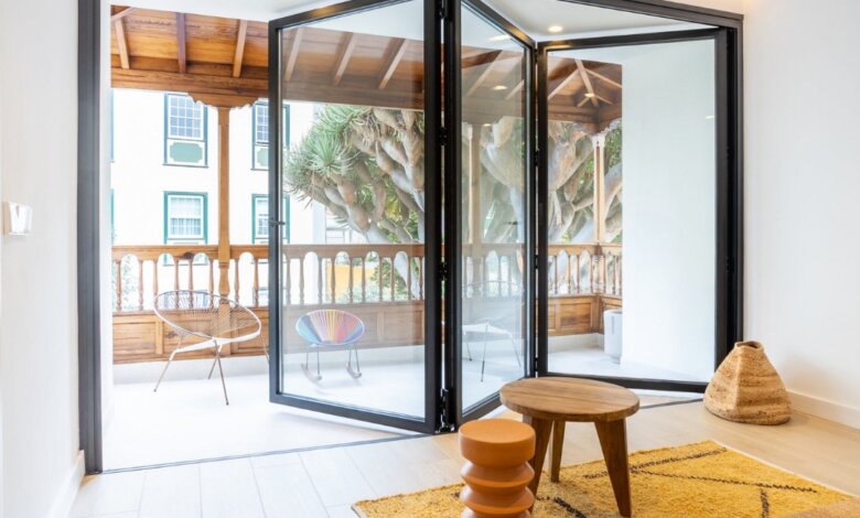 trade bifold doors