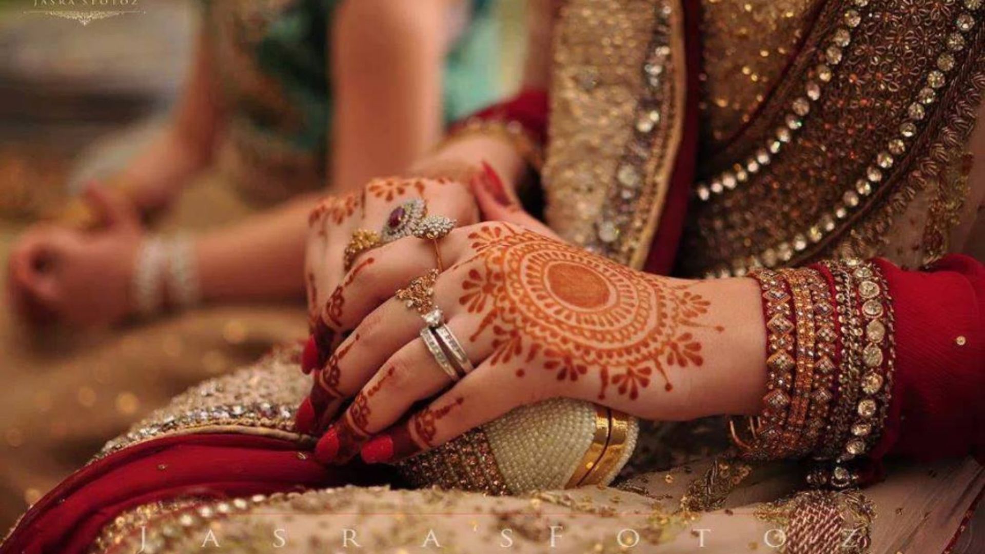 Bridal henna services