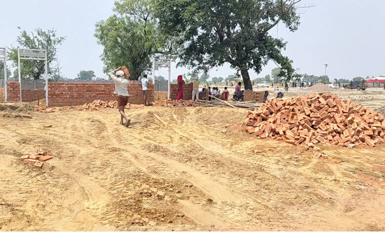 Plot Near Jewar Airport