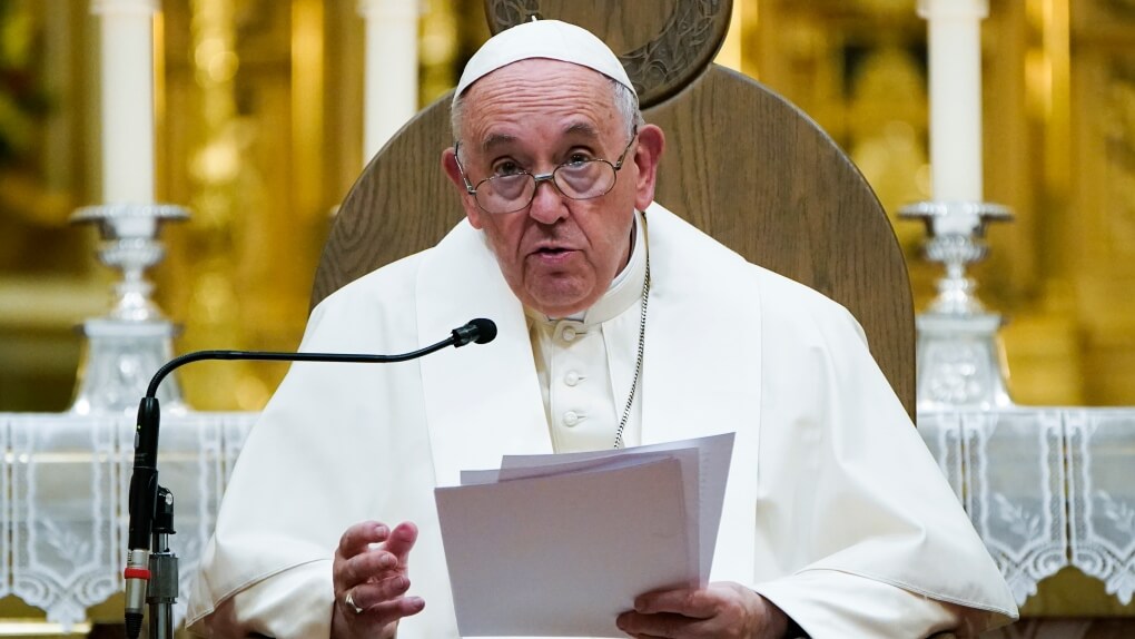 What Language Do They Speak in the Vatican? (It’s Not Just Latin)